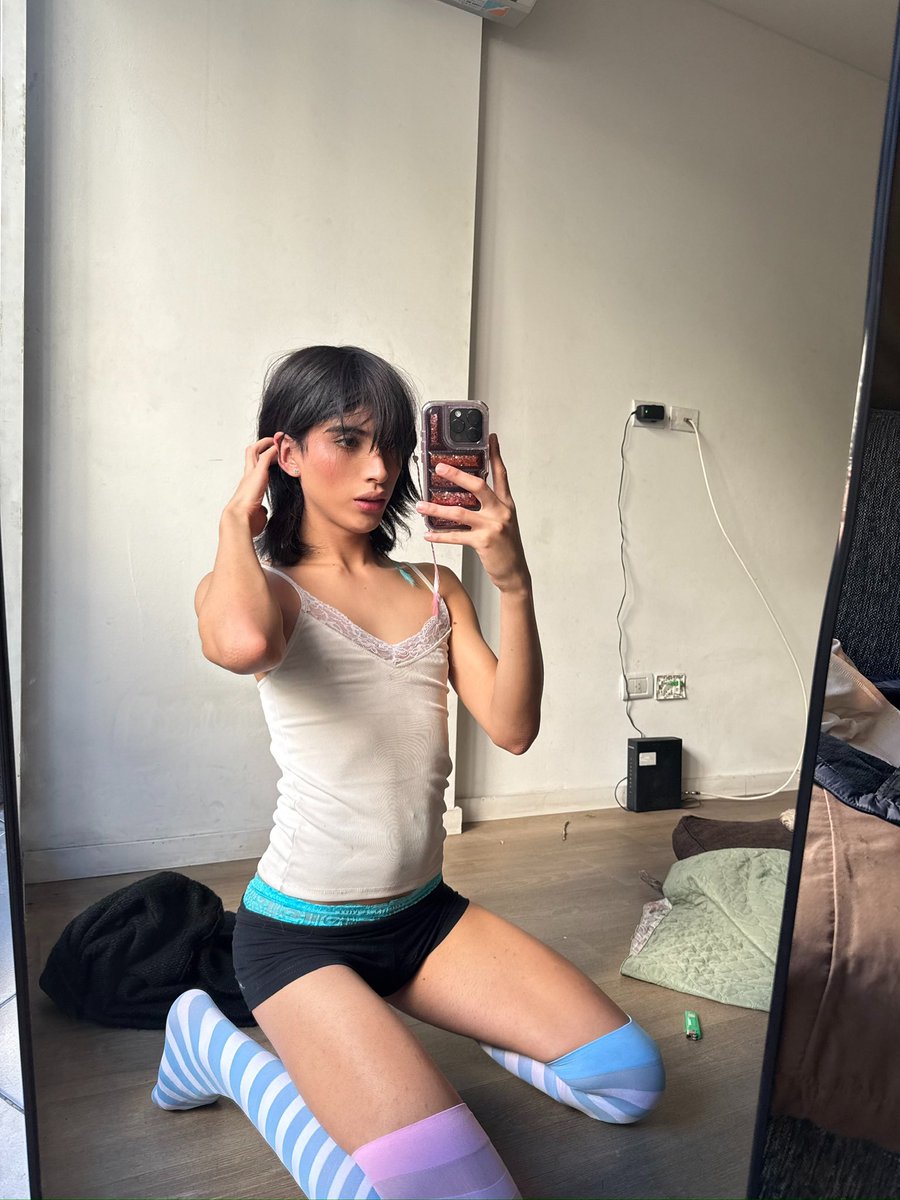 fem🏳️‍⚧️ tweet media