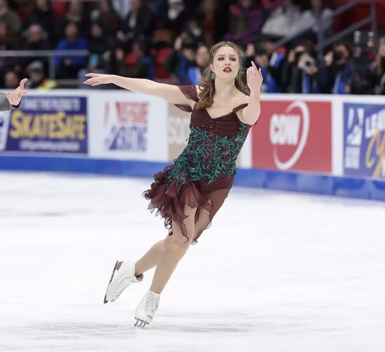 CpomsOGMs's tweet photo. @Skatejoy2026 i really really liked this nddp dress of hers. all her carmen dresses were amazing- one at worlds was super fitting imo https://t.co/0oXLb55aog