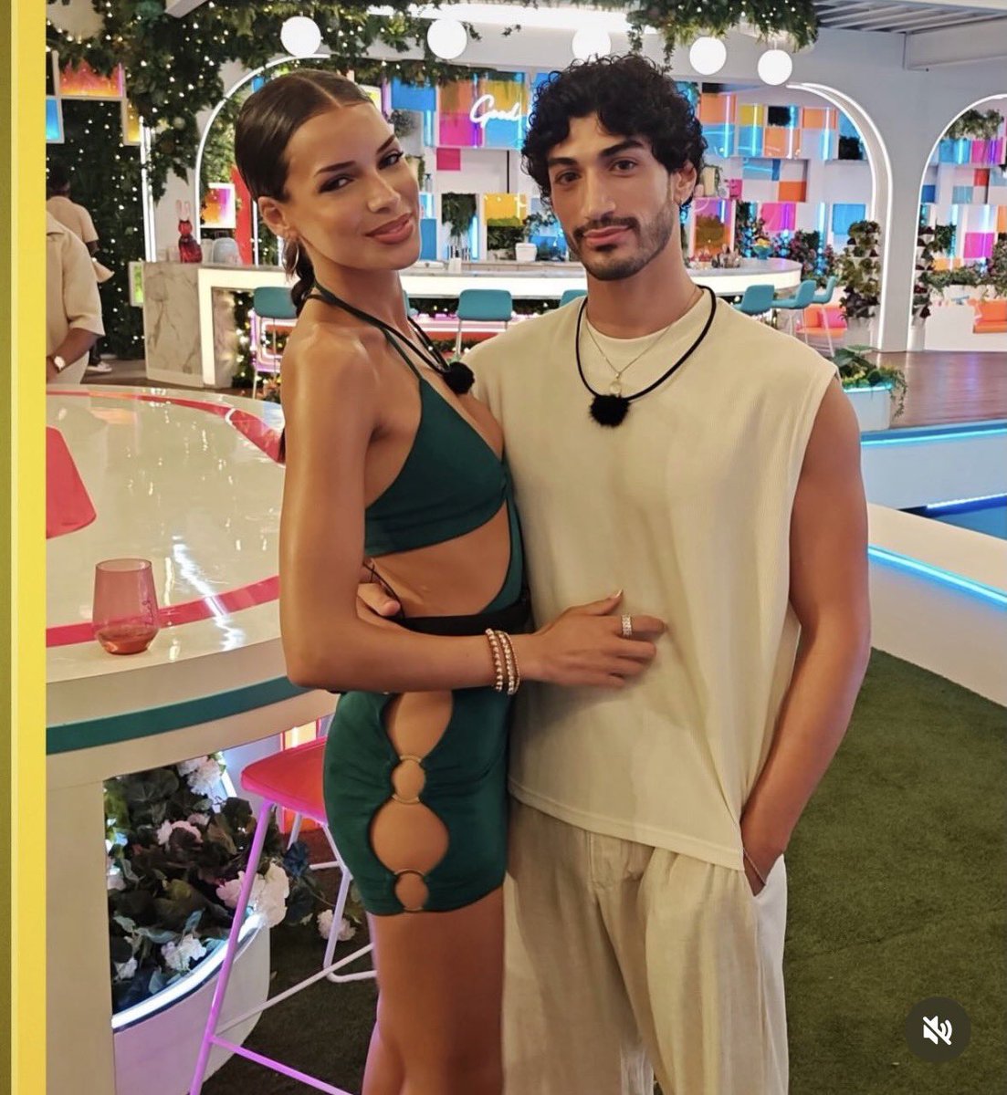 expresso_luv's tweet photo. anyways do y’all think kayda love island is ozempic or disordered https://t.co/MVtiwAShtL
