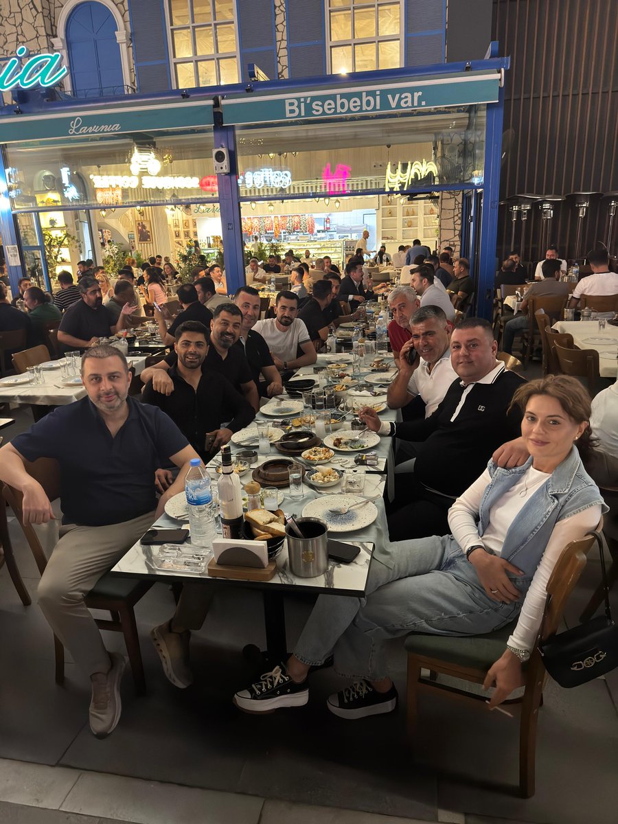 SerdalAkku4's tweet photo. Galibiyet yemeği darısı Gazi gecesi için İnşallah.
@EmrahNalcakan 
@MehmetBarutcu 
@MuslumBaydan https://t.co/WfVjoIkCNC