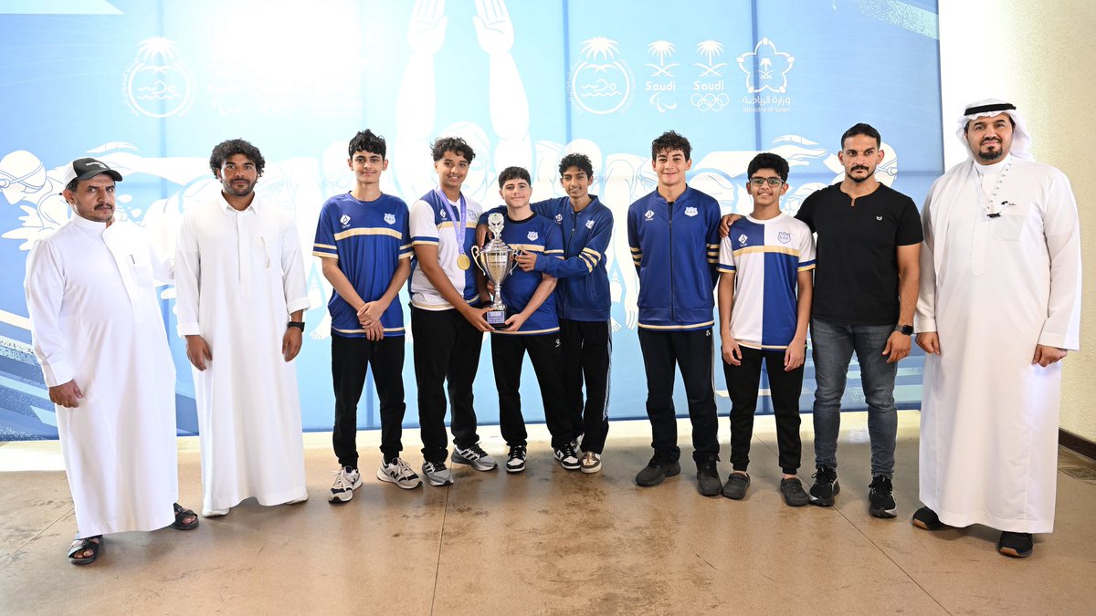 Saudi_Swimming's tweet photo. تتويـــــــ🏊‍♂️ــــــــج

لقطات من تتويج الفائزين 🏆
في ختام منافسات بطولة السباحة لأندية الجنوبية والهيئات🤩 👏

أبها 📍 https://t.co/2DIl3ijWvp