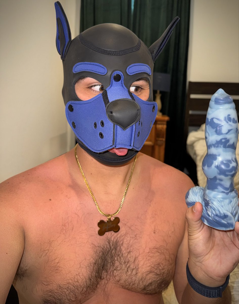 PupAtlasXXX's tweet photo. Atlas got a new toy if you wanna come over and play 👀💙 

Toy: @bad_dragon 

#gaypup #pupplay #pup https://t.co/Dms74XqiRN