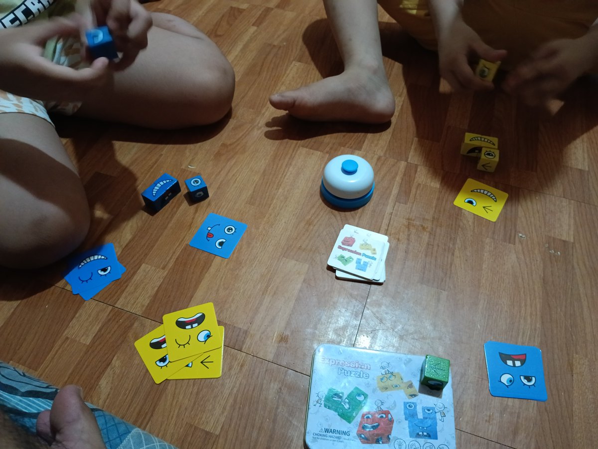 ChizMeNot's tweet photo. @moonpay To be able to buy more toys for this kiddos! https://t.co/dVIaQH4oS0