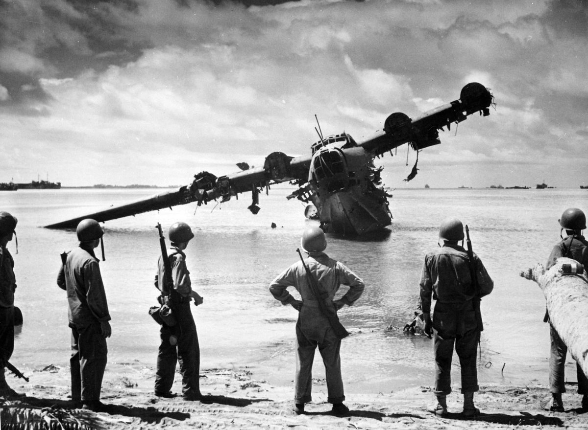 bandy1803's tweet photo. Makin Atoll, 1943 https://t.co/YMozTYADwz