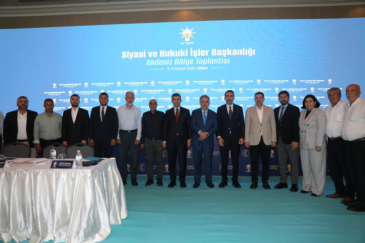 CigerCihan's tweet photo. 📍Akdeniz Bölgesi Siyasi ve Hukuki İşler Başkanlığı Toplantısı

Genel Başkan Yardımcımız ve Siyasi ve Hukuki İşler Başkanımız Sayın Hayati Yazıcı’nın başkanlığında gerçekleştirilen Akdeniz Bölgesi Siyasi ve Hukuki İşler Başkanları Toplantısı’na İl Başkanımız Sayın Adem Aldemir,İl Başkan Yardımcımız Sayın Ramazan Tüzün ve İlçe Başkan yardımcılarımızla birlikte katılım sağladık.

@Akparti 
@RTErdogan