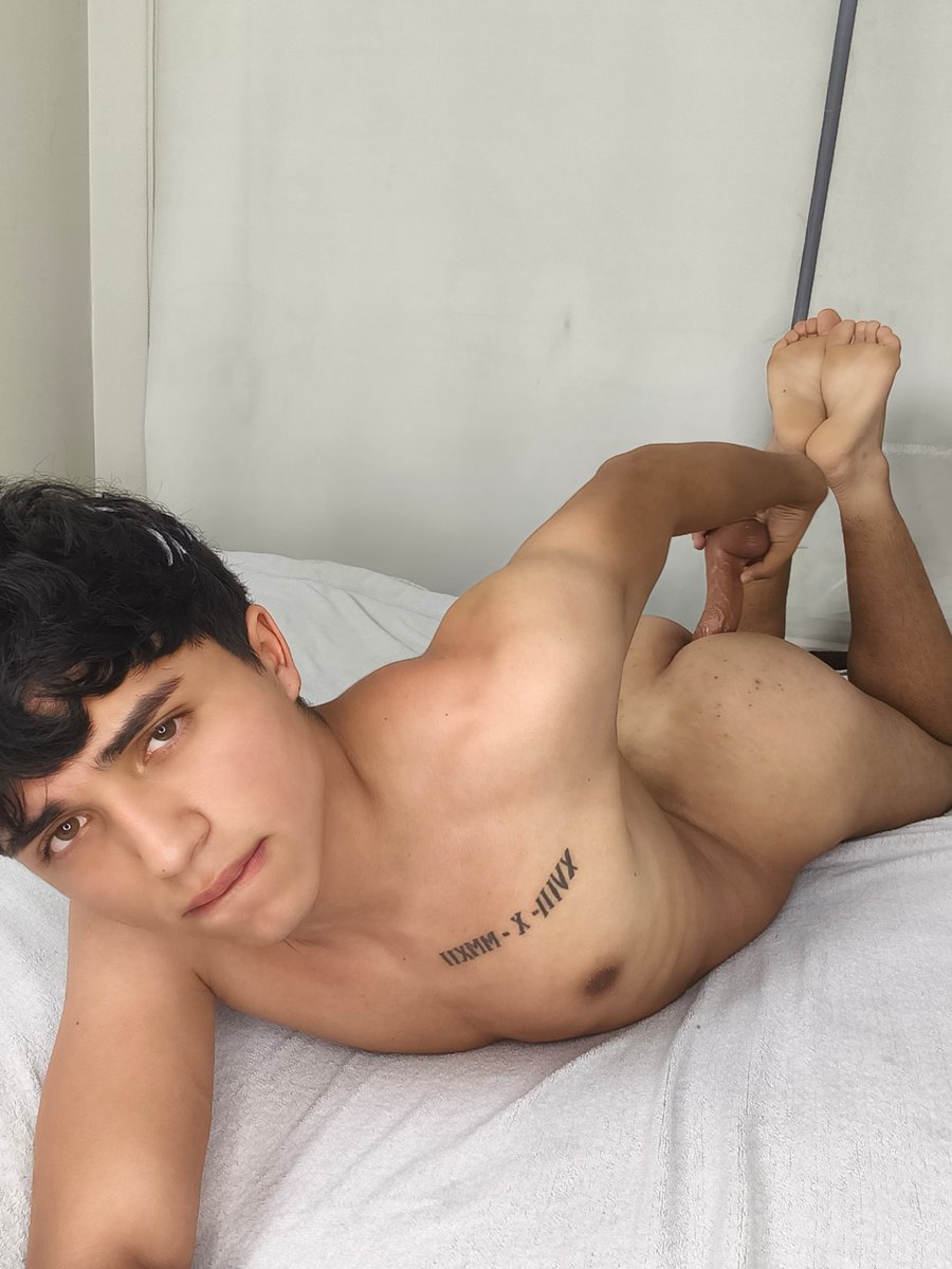 Maxitwink1's tweet photo. Tú pasivo 🔥🔥🔥��ven sigueme dame RT https://t.co/3HbaSBHbdV