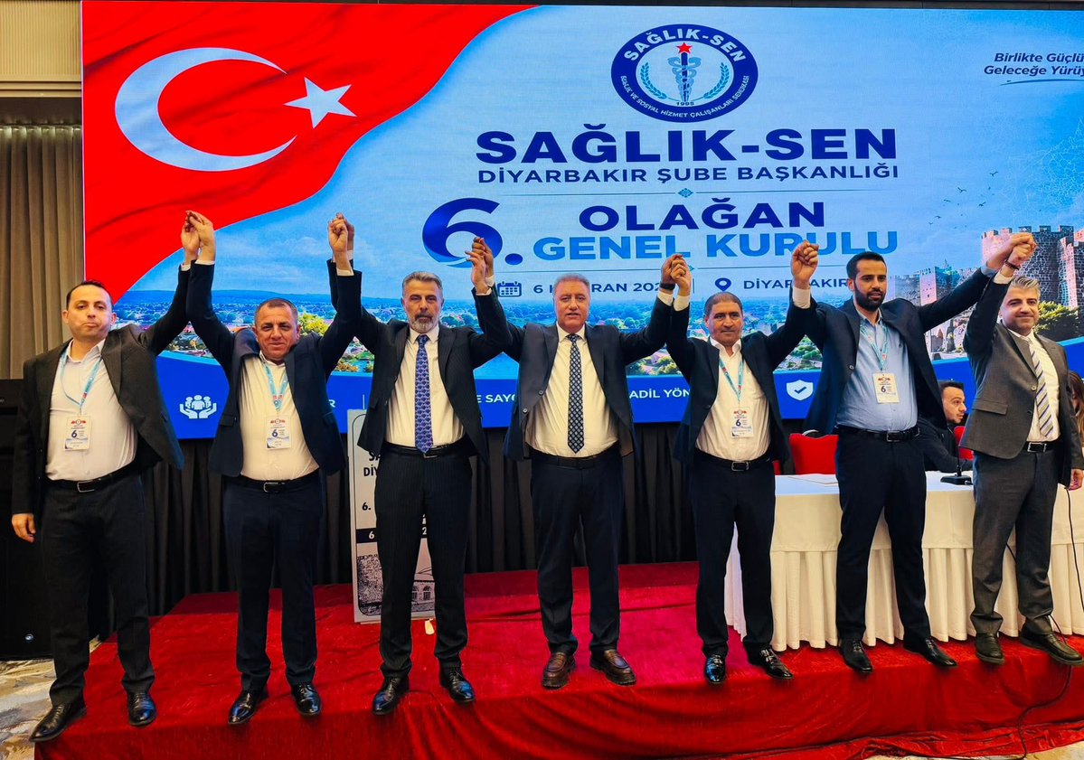 yasinbarutcu02's tweet photo. 📍 Diyarbakır

#Diyarbakır Şubemizin 6. Olağan Genel Kurulu’na Katıldık

Güven tazeleyerek yeniden Şube Başkanı seçilen Nurhak Ensarioğlu Başkanımızı ve Yönetim Kurulu üyelerini tebrik ediyor, görevlerinde başarılar ve muvaffakiyetler diliyorum.

Genel kurulun teşkilatımıza, üyelerimize ve sendikal mücadelemize hayırlı olmasını temenni ediyorum.