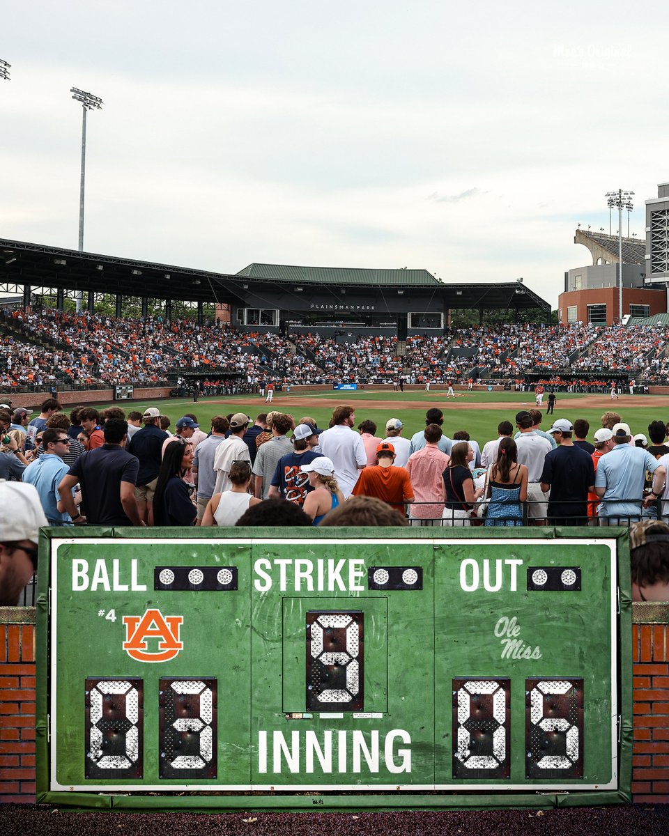 AuburnBaseball's tweet photo. We gave it all we had.

Our journey comes to an end. 

#WarEagle https://t.co/fqBFSPtcis