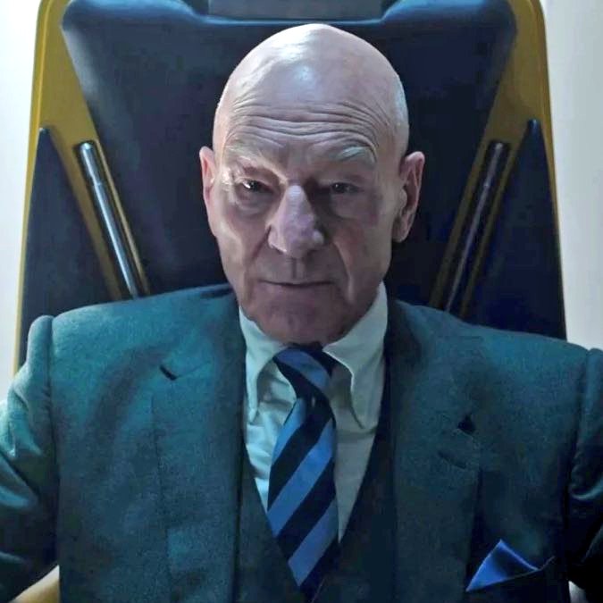 Updates4Marvel's tweet photo. RUMOR:  A new Professor X is reportedly set to appear in 'AVENGERS: SECRET WARS'.

(via: @TheGeekyCast) https://t.co/TPg6PeQUat