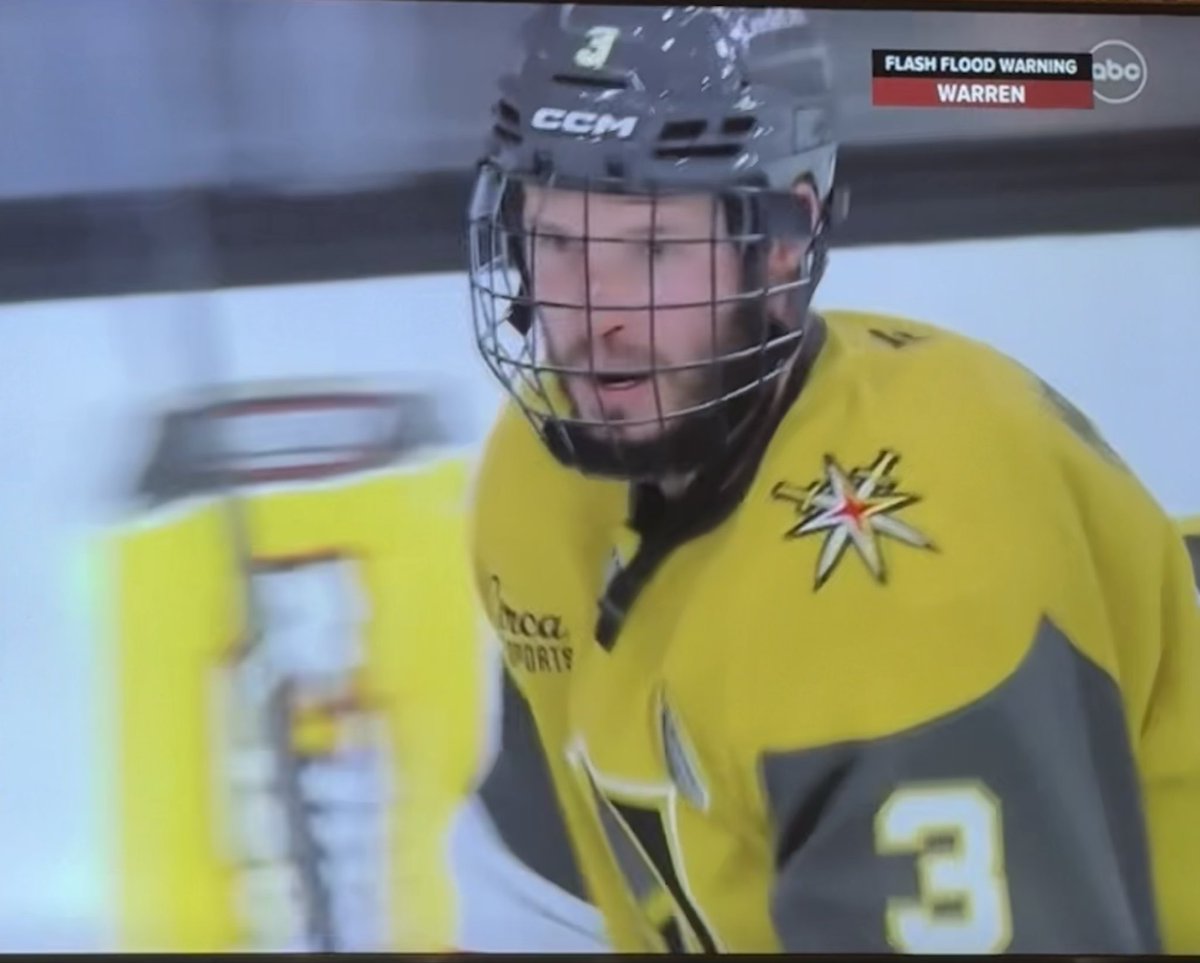 BostonConnr's tweet photo. McNabb ate a puck Game 2 and is back Game 3

What a weapon https://t.co/E9fwhtug1n