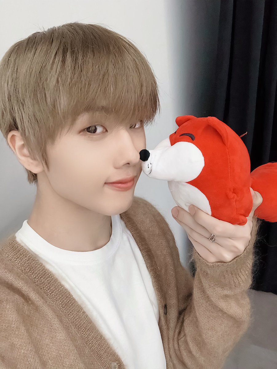 Timetojisung_'s tweet photo. 220607 SOHU KOREA 트위터
#지성 #JISUNG https://t.co/njJkY4bgpO