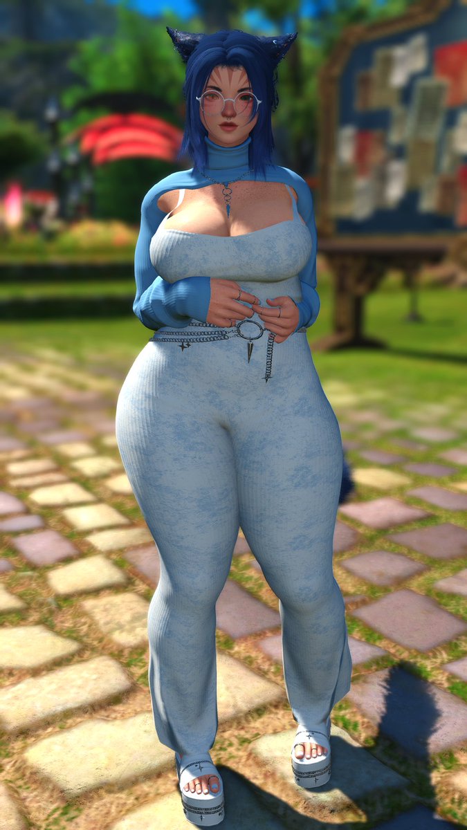 thatcatgen's tweet photo. 10/10 outfit on her https://t.co/lgfD55J6DT