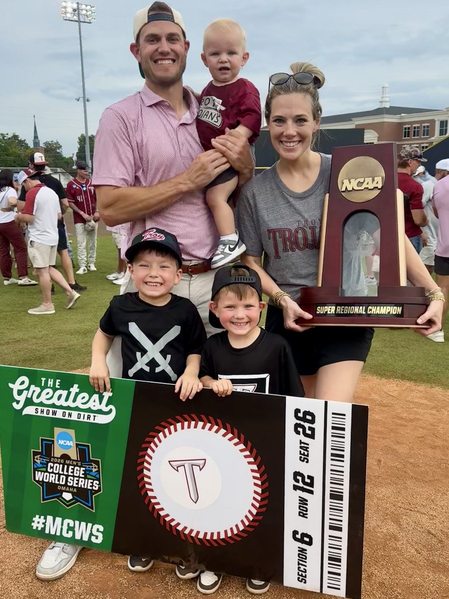 Tyler_Ray12's tweet photo. #RoadToOmaha 

@TroyTrojansBSB https://t.co/EGrYWM96aq