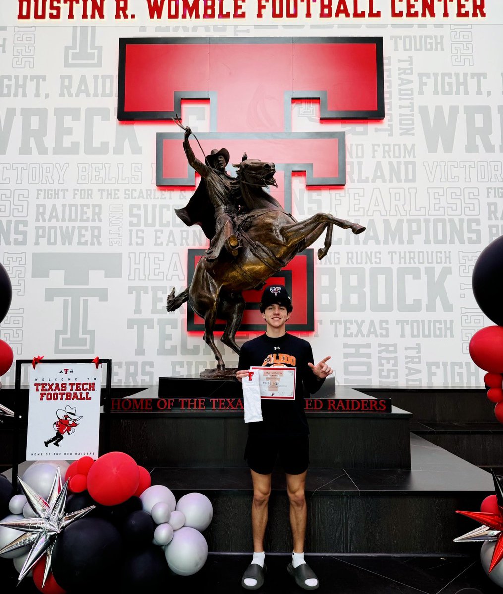 BlakeHood_'s tweet photo. A big thank you to @CoachMac_A @CoachKennyPerry @JoeyMcGuireTTU @willkaroll great camp today always thankful to learn new things. @jackburgess47 @coryelolf thank you for helping me get where I am today! Came home top punter of camp. Senior year let's go! @Jasonllew89 thank you! https://t.co/leeWhXOgtg