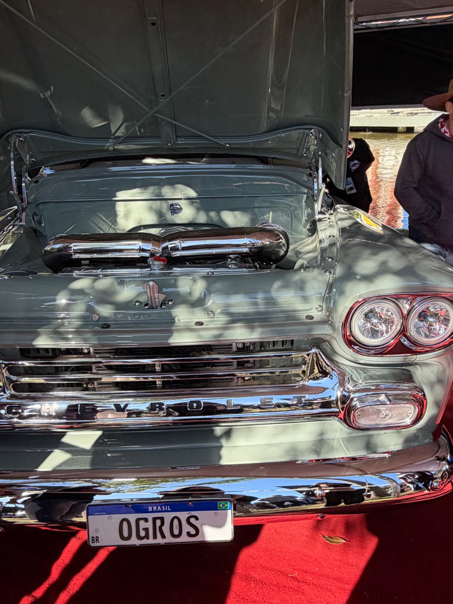 333fef4's tweet photo. Descobri o antigomobilismo. E descobri que uma pecinha do carro mais merdinha desta Aguas de Lindoia vale mais q minha vida. Essa conta pode bem ser um pequenino lugar escondido das mazelas das redes sociais. Que se eu quiser eu só deleto. Tenho total controle sobre mim https://t.co/yazDNs6p3A