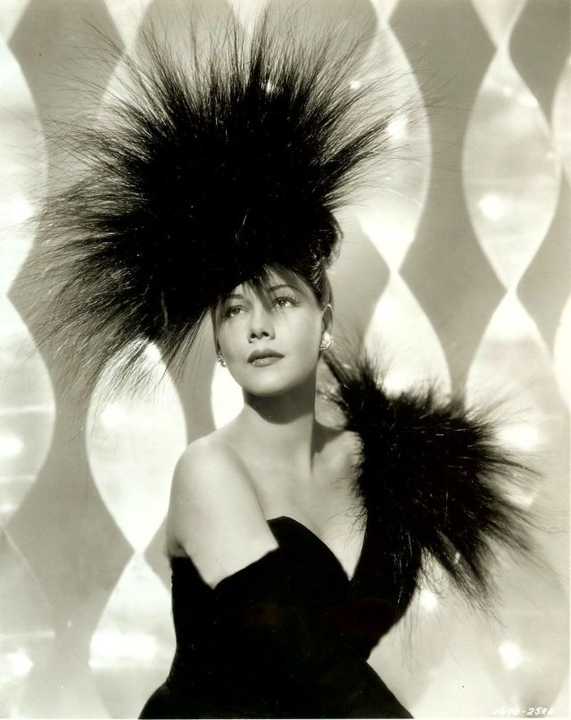karenshane63's tweet photo. #Botd #MariaMontez https://t.co/GGxR0uIaOq