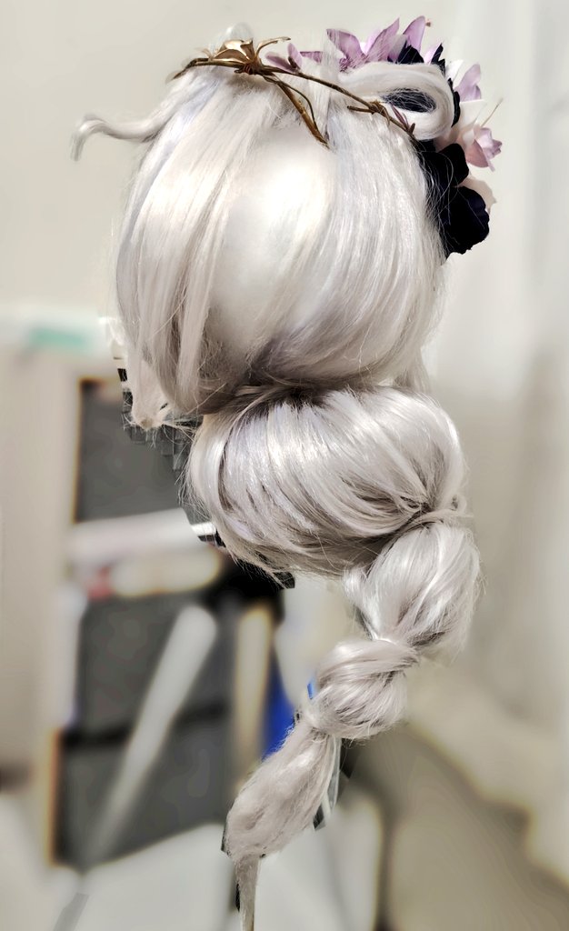 ave_cos's tweet photo. ローズマリーの頭頑張ったから見て https://t.co/yDwQRo0CxR