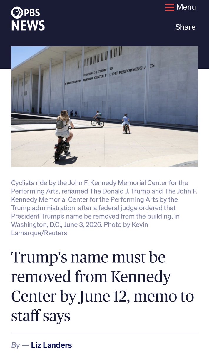 LePapillonBlu2's tweet photo. Who else wants Donald Trump’s name to be removed from everywhere? https://t.co/miLAQvzcsn