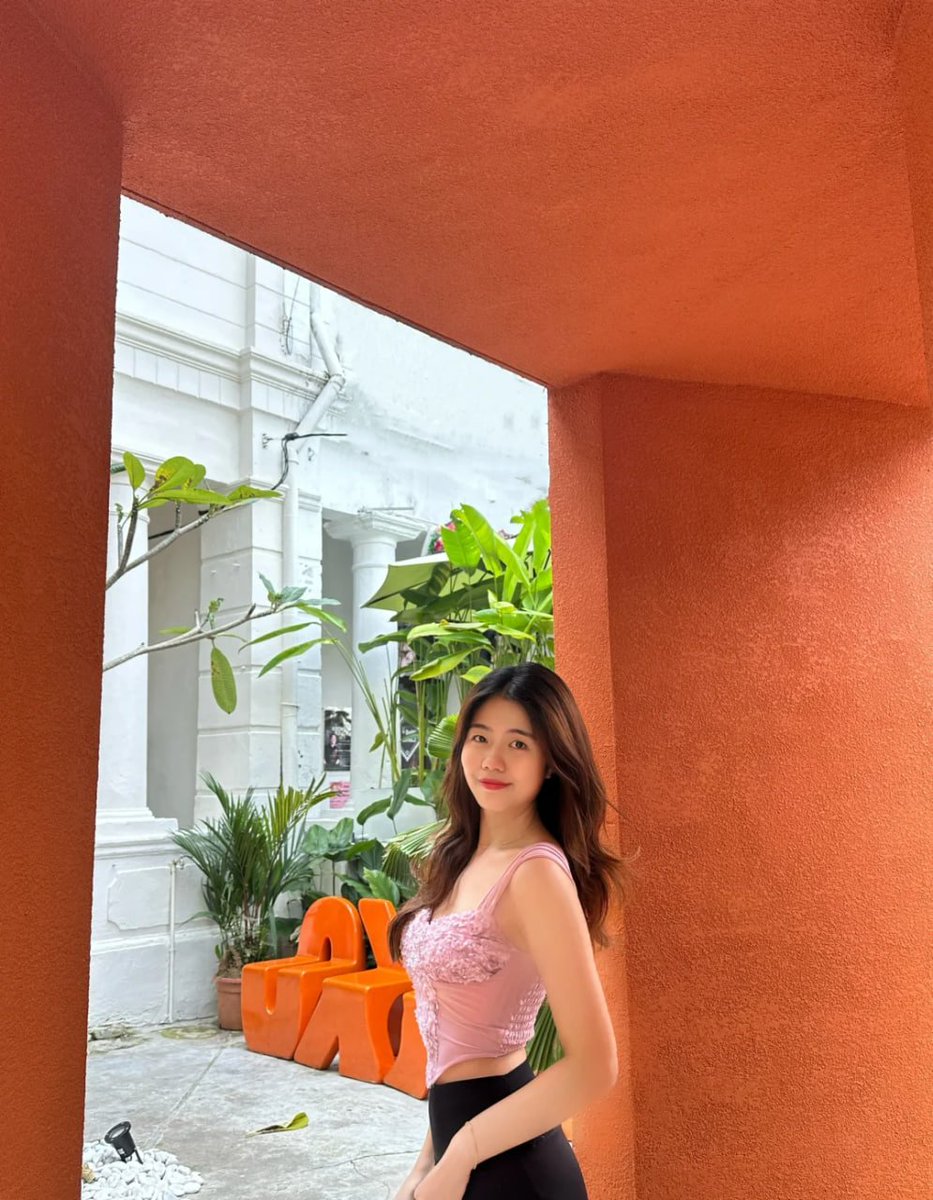 上海美女在线 tweet media