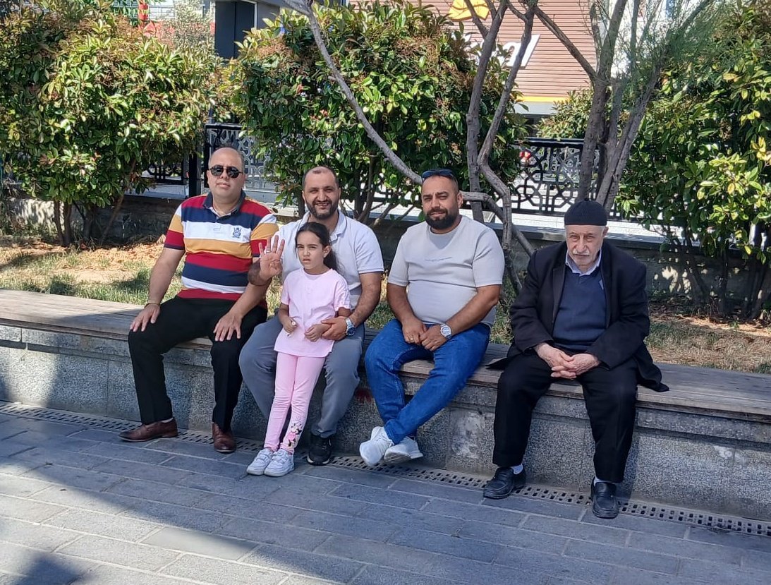 erhanakdogan56's tweet photo. 📌 Cumhuriyet Meydanı 

Sorumlusu olduğum Fatih Mahallesi ve Üçevler Mahallemiz ile birlikte     Ak Nokta Üye çalışmamızı gerçekleştirdik. 

İlk Gün Ki Aşkla 💪💪💪

Durmak Yok Yola Devam. 

@mustafademir https://t.co/RRDKSbAhZn
