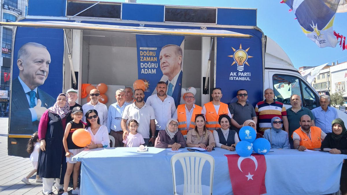 erhanakdogan56's tweet photo. 📌 Cumhuriyet Meydanı 

Sorumlusu olduğum Fatih Mahallesi ve Üçevler Mahallemiz ile birlikte     Ak Nokta Üye çalışmamızı gerçekleştirdik. 

İlk Gün Ki Aşkla 💪💪💪

Durmak Yok Yola Devam. 

@mustafademir https://t.co/RRDKSbAhZn