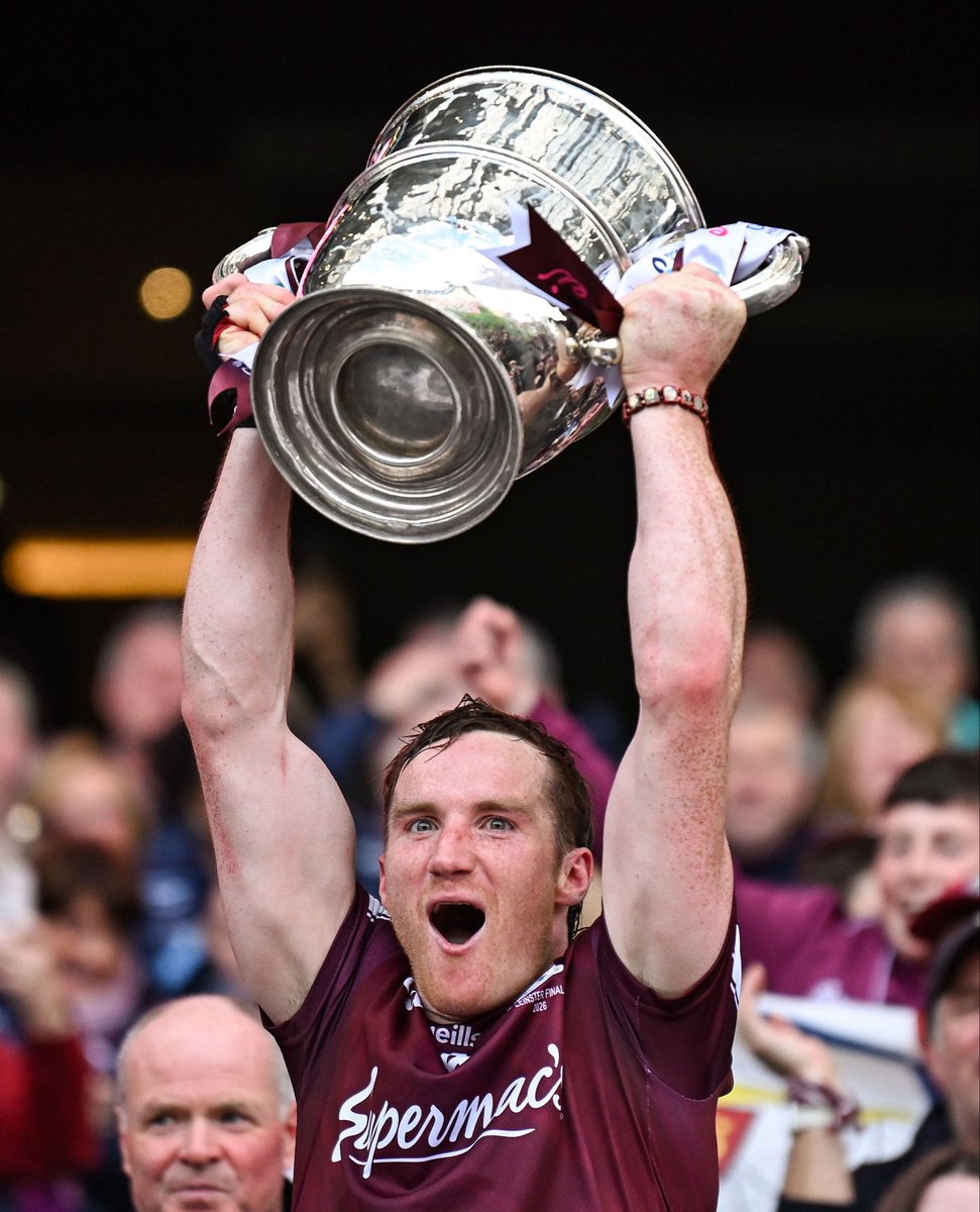eir's tweet photo. HUGE congratulations to eir ambassador @conorwhelan10 who scored 0-05 from play and helped @Galway_GAA to their first Leinster Title since 2018.
Well done, Conor 👏👏👏
eir, Proud Sponsor of the GAA Hurling All-Ireland Senior Championship.
#eirforall #LSHC #Galway https://t.co/ssdG14pXDD
