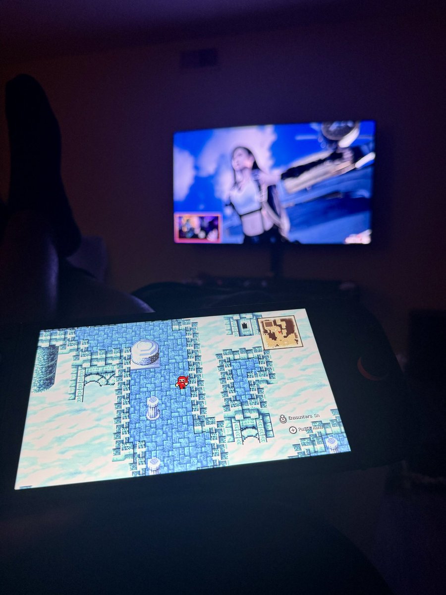 _LevelDown_'s tweet photo. Sitting here playing the very first Final Fantasy while watching Max talk about Final Fantasy VII Revelations.  Life's good 👌🏿

Anytime now Warmech.... https://t.co/W4muvOTXoV