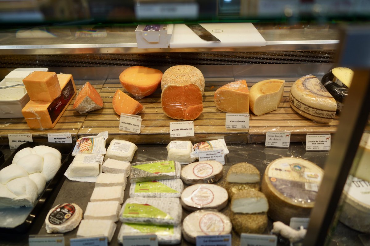 Xrystoffer's tweet photo. A non-negligible perk of living in France 🇫🇷 🧀 https://t.co/2VcZCejlY9