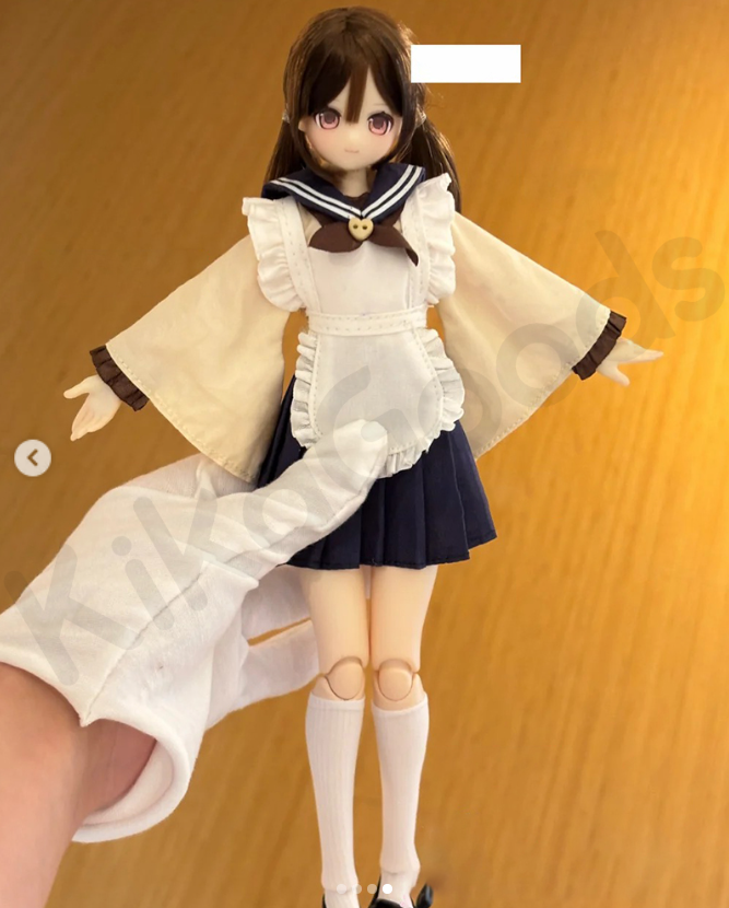 CodeVFashion's tweet photo. not sure if these are proto heads (and maybe hands?) on azone bodies right now or not but they're cute https://t.co/I4DFqlsRhC