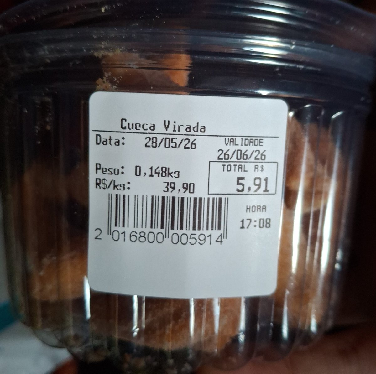 Pos_adolescente's tweet photo. Eu juro, cabei de voltar da padaria https://t.co/Ix6JMcU0Fu