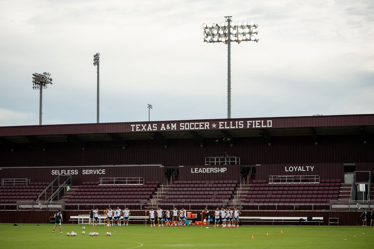 AggieSoccer's tweet photo. The best come to Ellis field 👍

(Photo credit: The Eagle) https://t.co/fTXZQeCYMv