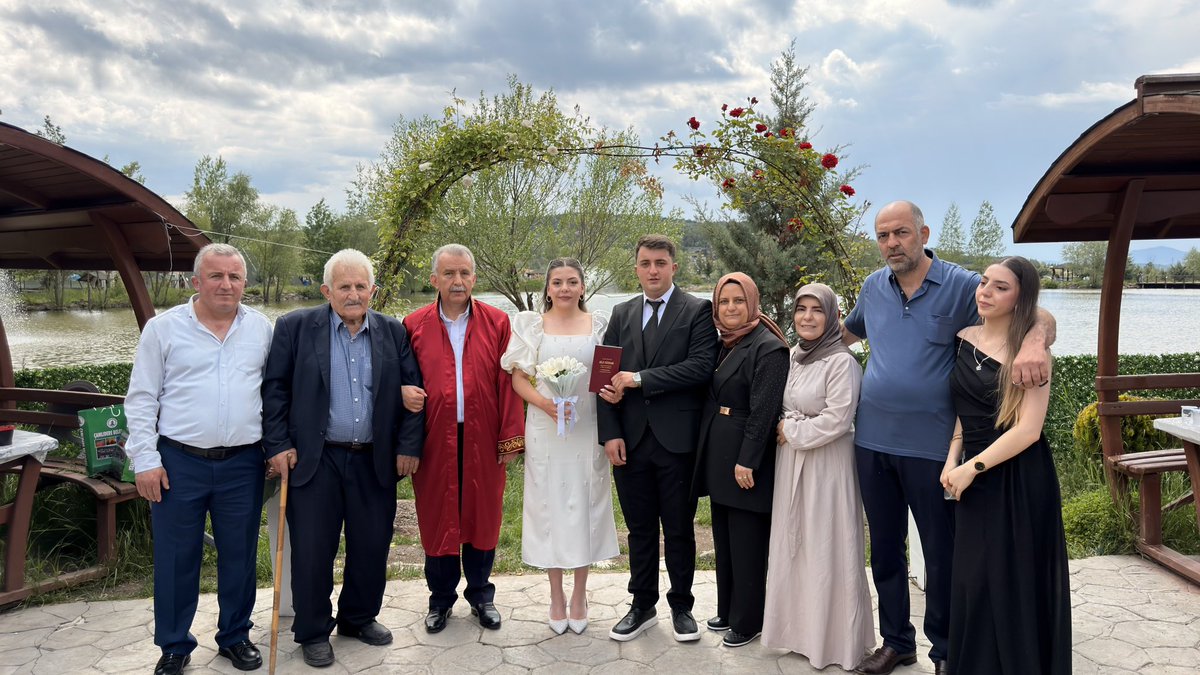 AdemC06's tweet photo. 🤵‍♂️👰💍“Nikâh, sevdanın resmiyetle taçlandığı en güzel andır..”

📌ÖNDAĞ ve YASATEKİN Ailelerinin kıymetli evlatları Ahmet ÖNDAĞ ve Elif YASATEKİN çiftinin nikah akitlerini gerçekleştirerek mutluluklarını paylaştık.

📌EYLENOĞLU ve ARSLAN Ailelerinin kıymetli evlatları Rıza EYLENOĞLU ve Sebahat ARSLAN çiftinin nikah akitlerini gerçekleştirerek mutluluklarını paylaştık.

📌SERT ve GÜNEY Ailelerinin kıymetli evlatları Mehmet SERT ve İrem GÜNEY çiftinin nikah akitlerini gerçekleştirerek mutluluklarını paylaştık.

📌ALPER ve YENİ Ailelerinin kıymetli evlatları Olcay ALPER ve Ayşegül YENİ çiftinin nikah akitlerini gerçekleştirerek mutluluklarını paylaştık.

Çiftlerimizin birbirlerine ve ailelerine sevgi, saygı ve muhabbetleri daim olsun; Cenab-ı Allah iki cihan saadeti nasip eylesin..