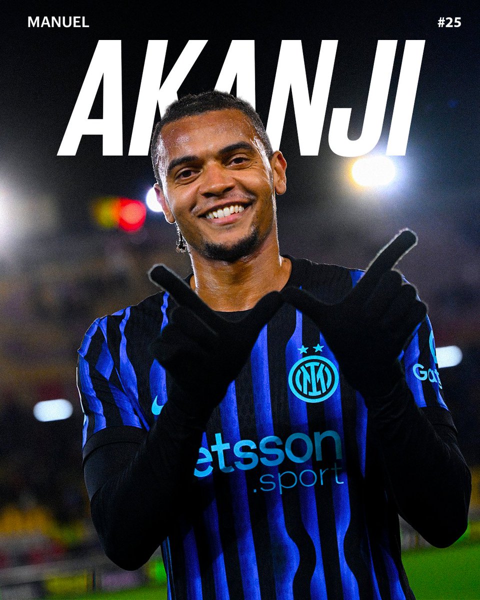 Inter_en's tweet photo. Champions of Italy - #25 🏆🇮🇹🖤💙 https://t.co/dqtLfqdI9v