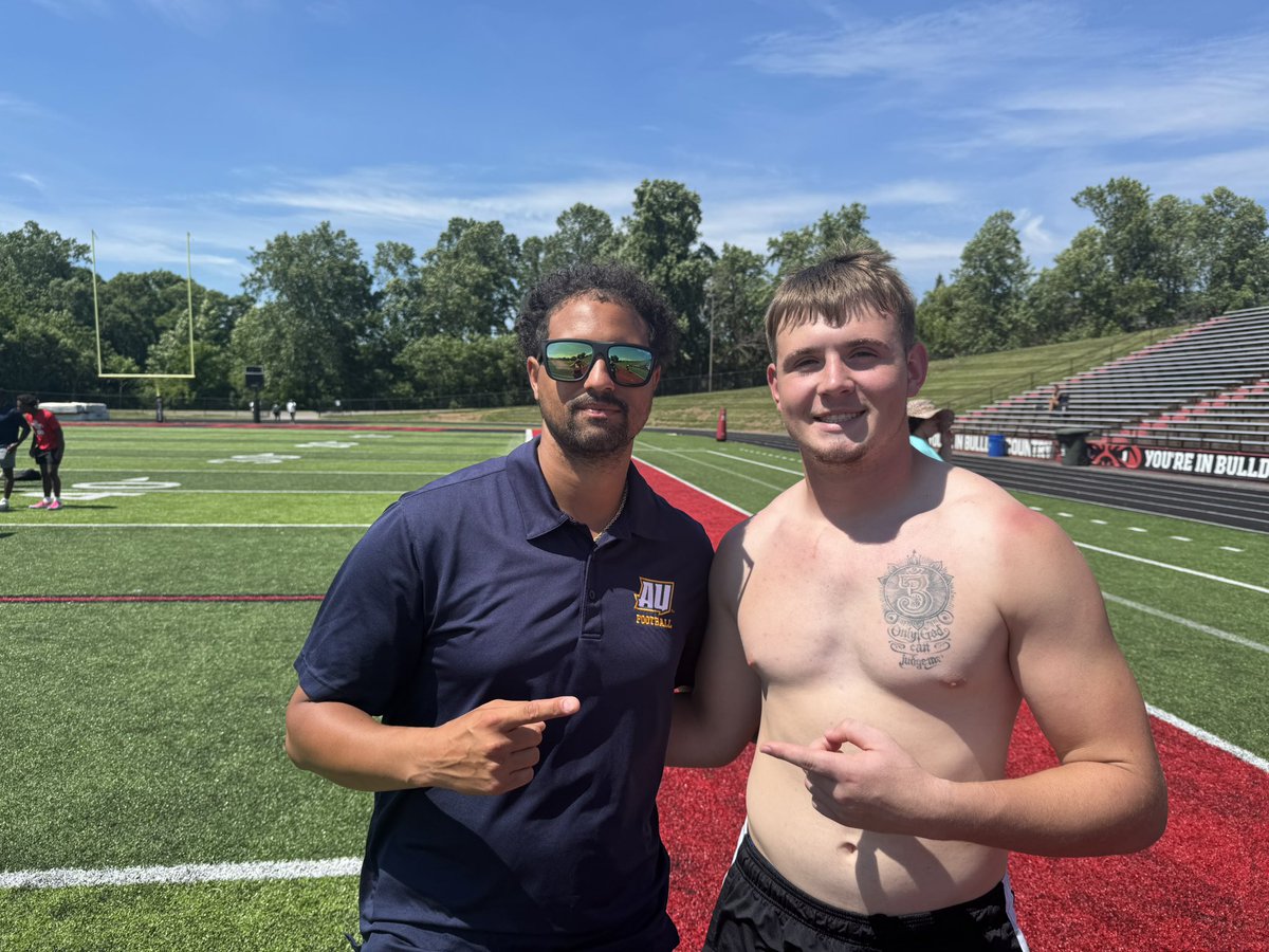 DavisSuchora's tweet photo. Gardner Webb was an awesome camp! Thank you @Mstout_3 @CoachEBeal @CoachShaw_Jake @AJames_11 @LGoodwin002 for the interest and feedback! https://t.co/10HZpsogSi