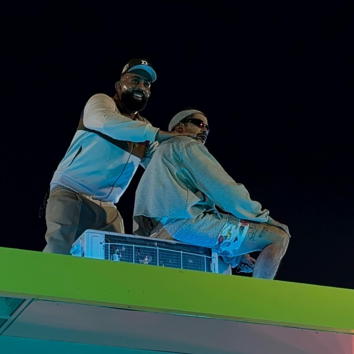 AccessBadBunny's tweet photo. For the first time since the tour began, Bad Bunny repeated an exclusive song. He performed “Coco Chanel” with Eladio first in Argentina and now Spain. He promised tonight that it’ll be the last time he performs this exclusive song again on this tour 🇦🇷🇪🇸 https://t.co/b4G0PYa7Xb