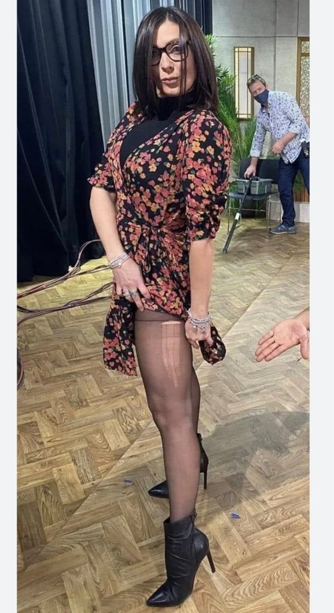 Bbwlovers75's tweet photo. Kym Marsh serving serious leg gains 🔥
Ripped tights, heels on, and still killing it in the gym 💪 Who else is obsessed with these pins?
Tigjt vibes hitting hard.
#KymMarsh #LegDay #GymQueen #RippedTights #HeelsAndLegs #FitnessMotivation #TonedLegs #CelebLegs #WorkoutVibes #MarchGlowUp
