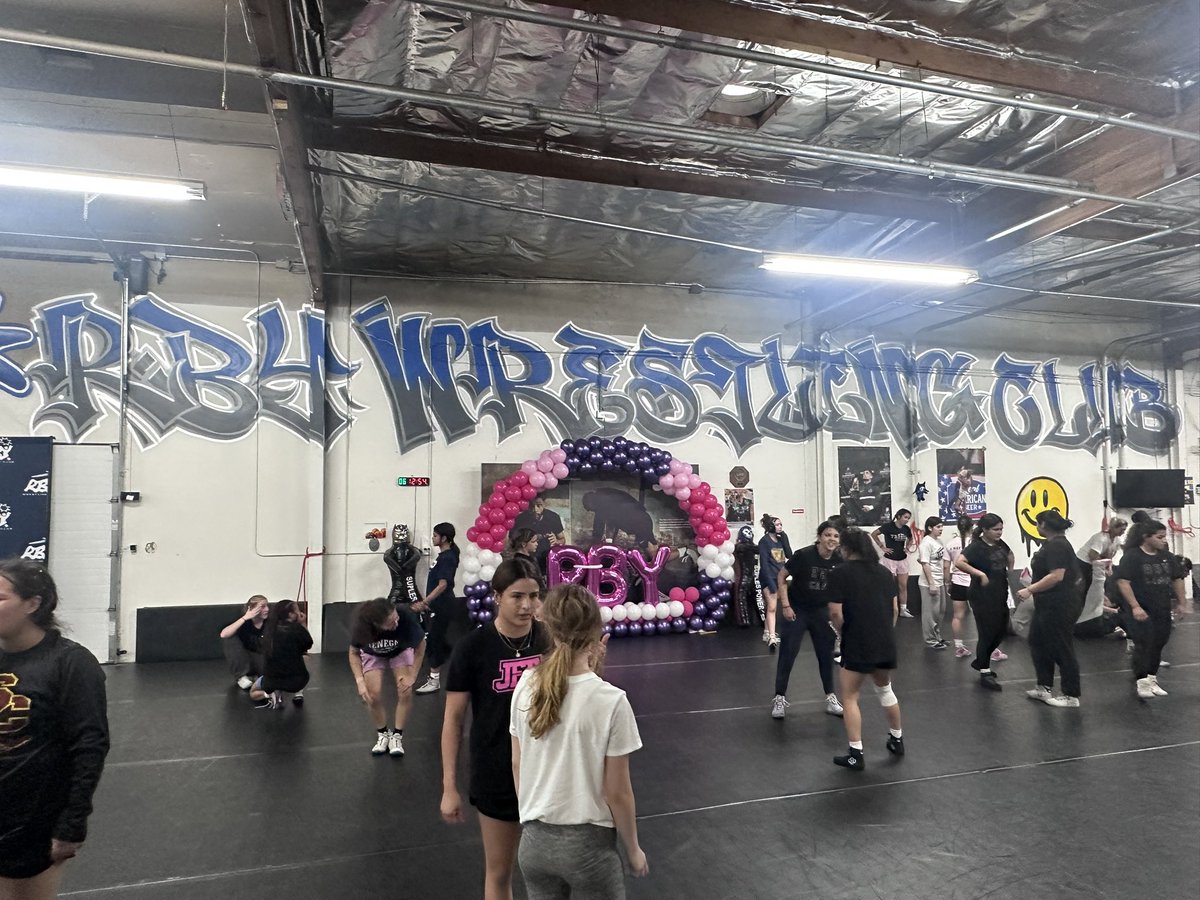 JavierJMorales's tweet photo. The All-Girls Wrestling Camp at Roman Bravo-Young’s gym. The first of its kind, 85 wrestlers are involved. Audrey Jimenez among the featured guests/trainers for the young, up-and-coming wrestlers. https://t.co/wBhNHAHPjl