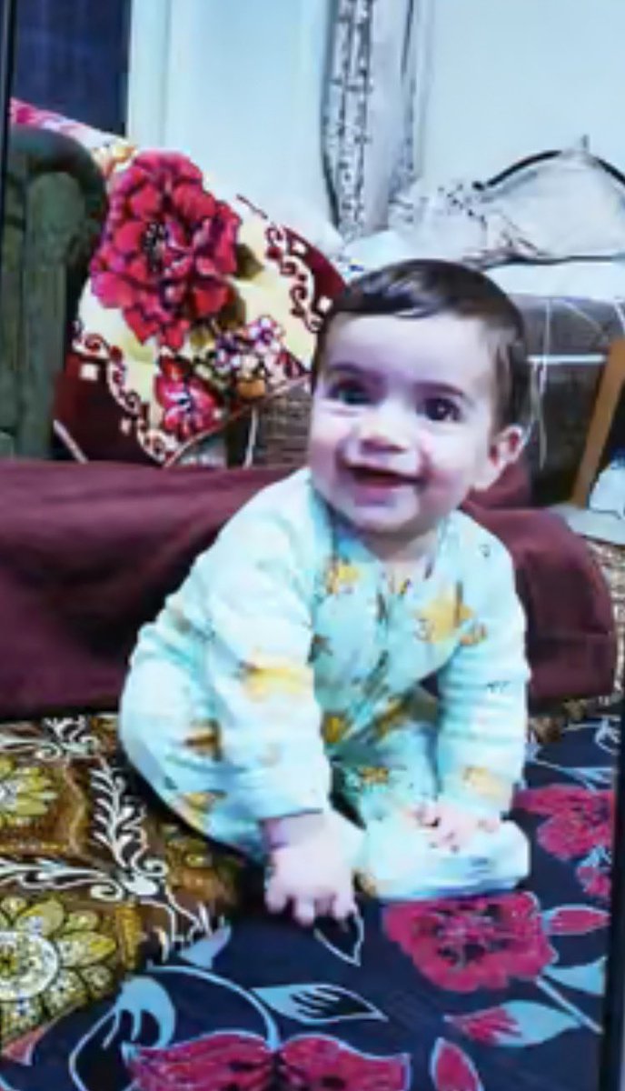 PolitlcsGlobal's tweet photo. 🚨🇮🇱 PICTURED: Seven-month-old Sam Fahd Abu Haikal, who was shot dead by Israeli soldiers

Israeli soldiers opened fire on his parents’ car despite it stopping as ordered, critically injuring Sam, who later died in hospital

[@guardian] https://t.co/SSTWsJXdvM
