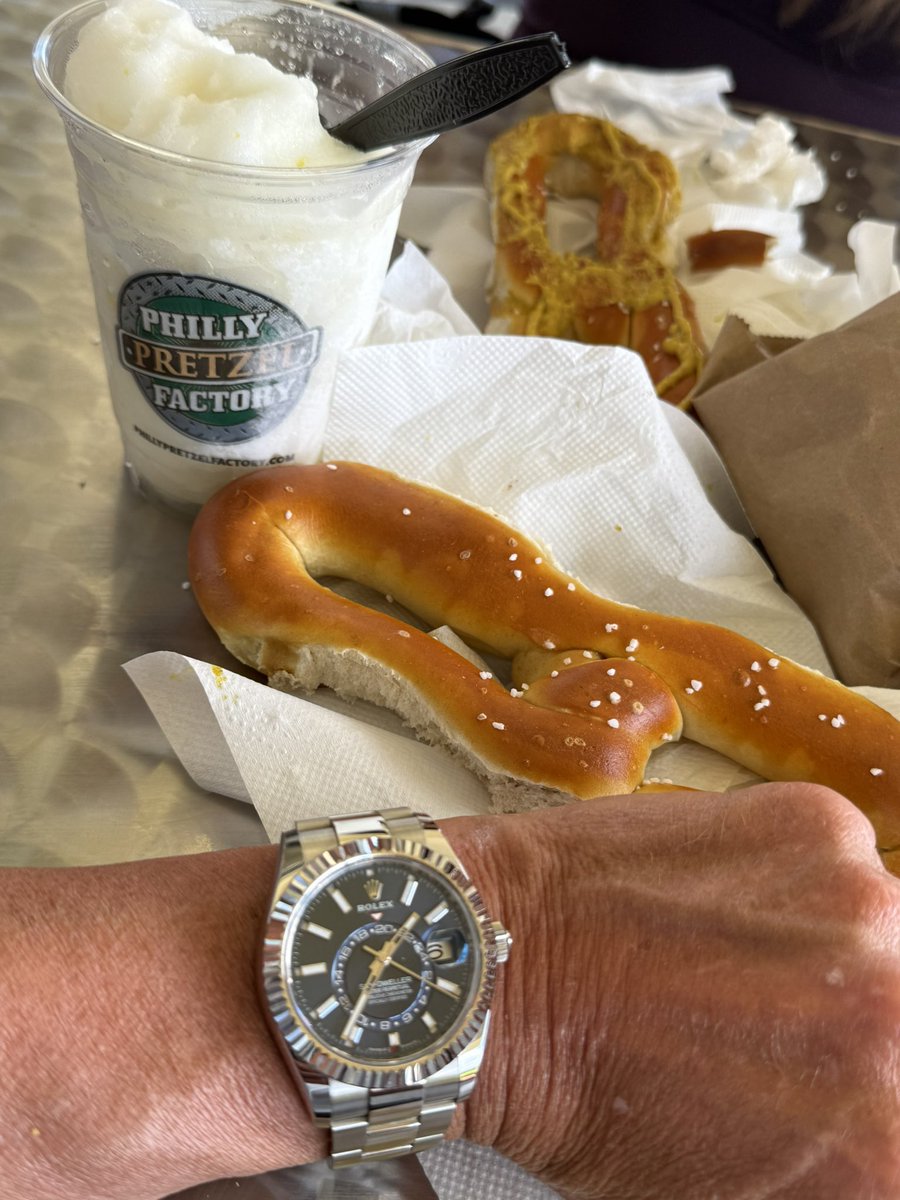 rfelice386's tweet photo. The shore may be hundreds of miles away, but in Palm Beach this tastes like home. https://t.co/QCmE8RdwWt