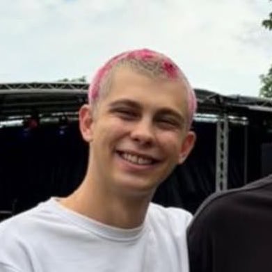 lottiesscar's tweet photo. happiest man in croatia https://t.co/xfMioeo8Wy