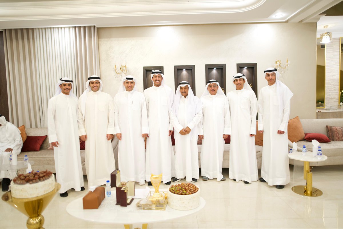 BenSafran's tweet photo. عسى الله يبارك لك في زواجك .. https://t.co/ykpWfv3wrO
