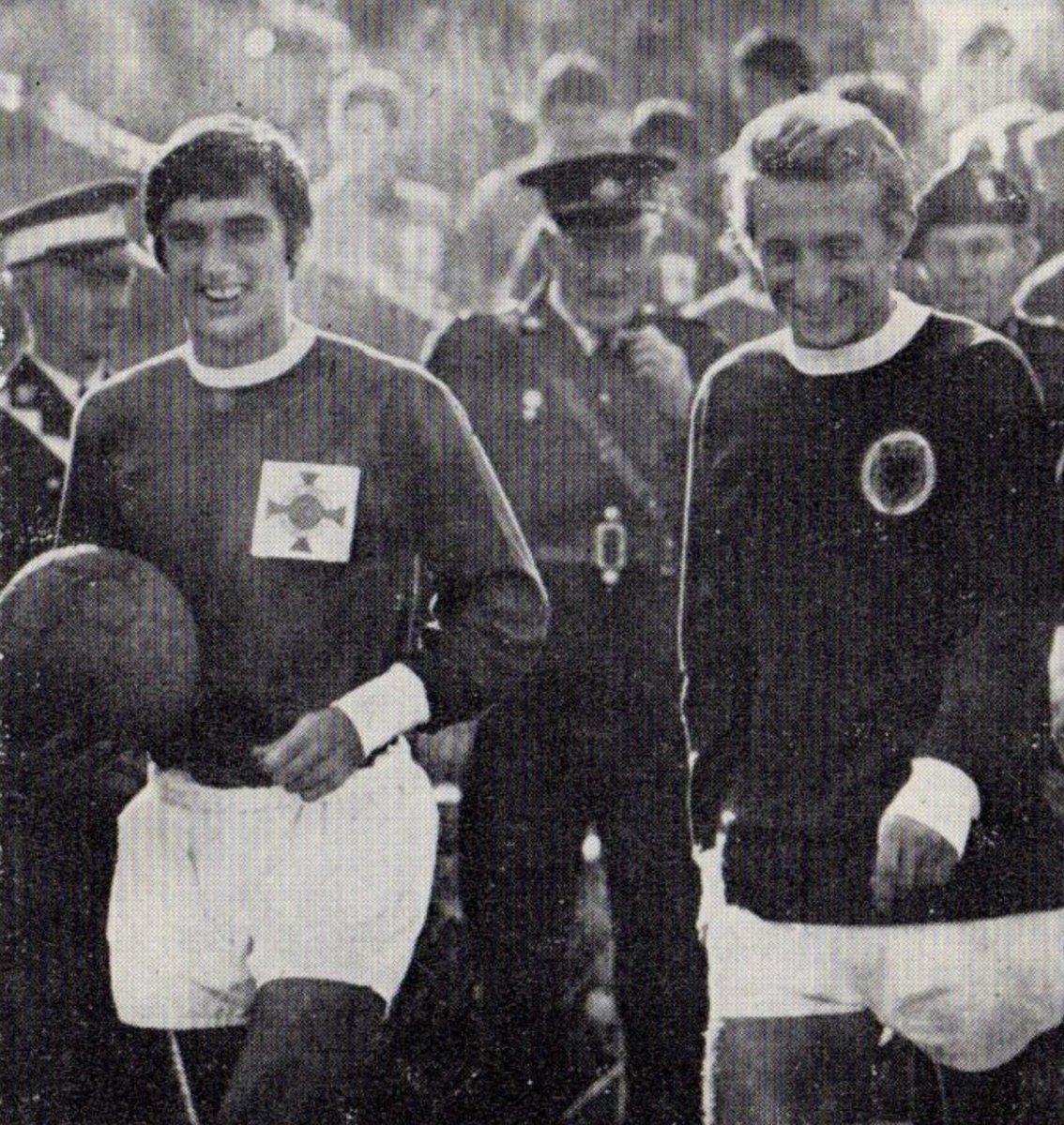 Theleaguemag's tweet photo. George Best of Northern Ireland, Denis Law of Scotland https://t.co/2VpGCNBx0g