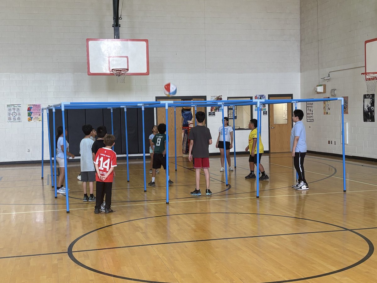 CoachJoelMC's tweet photo. ⚽🏐🏓💦 SPARK Summer Camp Week 1 Highlights!

Our athletes had an amazing first week learning new skills, staying active, and having fun through Pickleball, Volleyball, Water Safety classes, and 9 Square in the Air! @HPEDallasISD @JackLoweSrES https://t.co/Rxr9U3xKVX