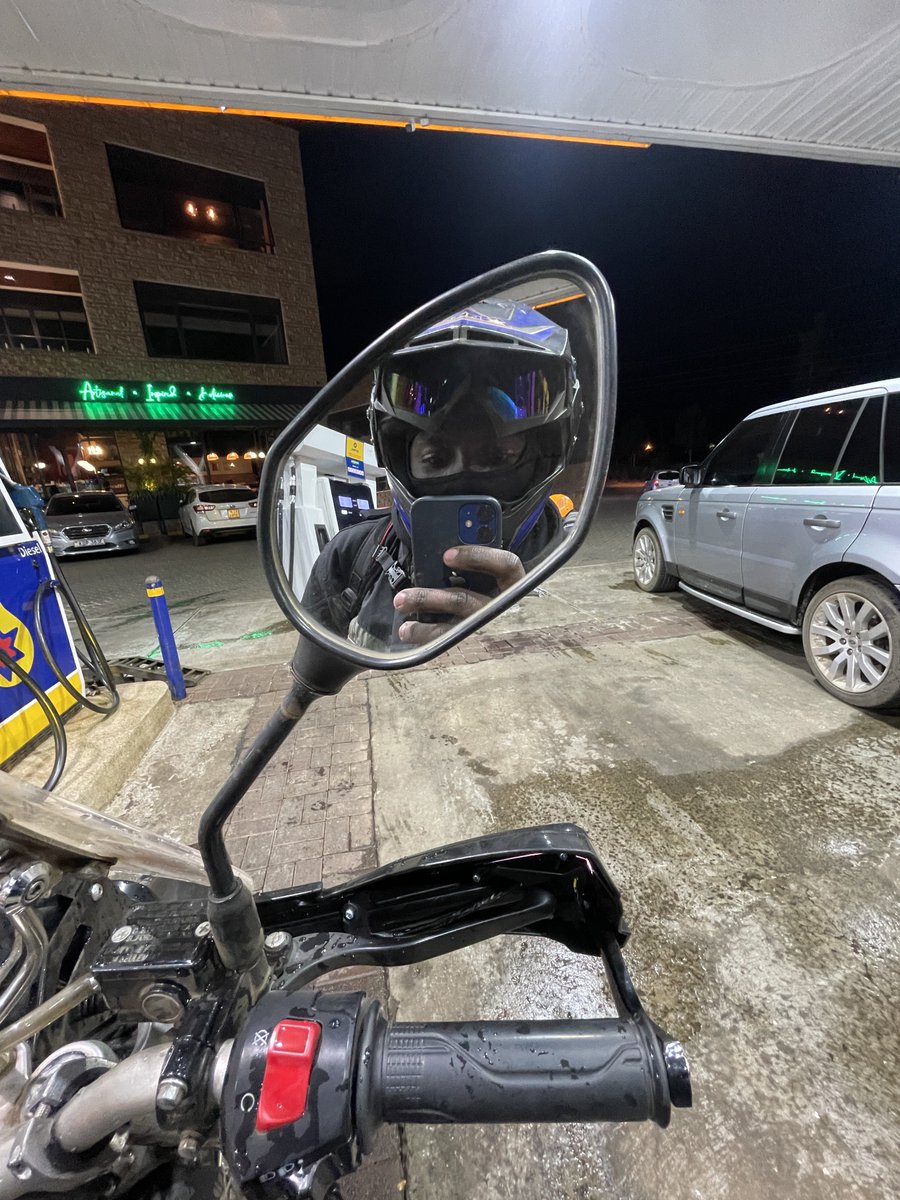 samaikyle's tweet photo. Night rides🍃
92km to Rongai and back somehow a boy is happy. https://t.co/FOeucZF4UK