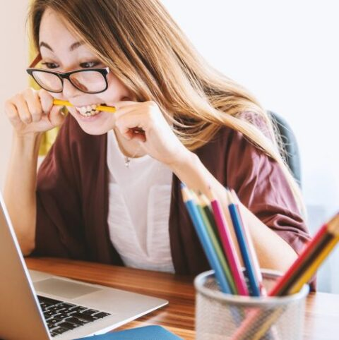 FronnieLewis's tweet photo. Experts answer some common vision questions
https://t.co/lAzm7gL0hV https://t.co/OYZ9LtqN0N