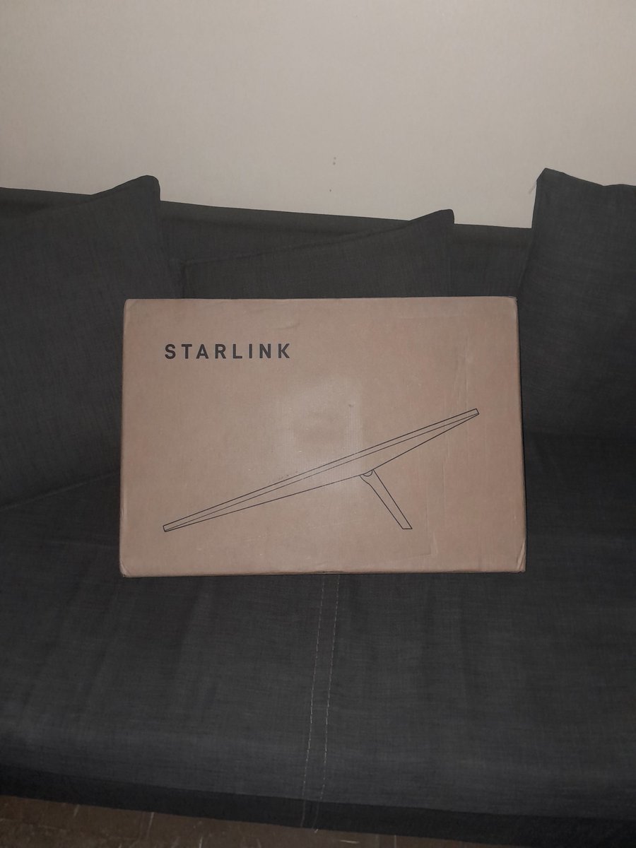 molngandi's tweet photo. @Starlink Safely home. https://t.co/ug6ZCG05li