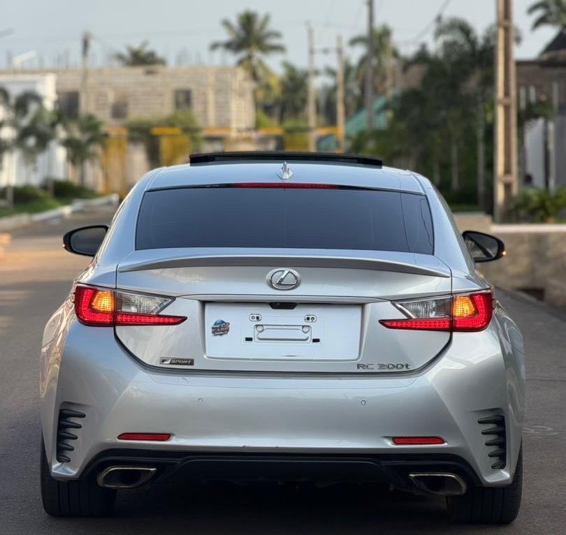 ABMOTORS_NG's tweet photo. 2016 Extra Clean Lexus RC 200t Fsport 🔥
Price 36m 
Kaduna 🇳🇬

📞07068404450 https://t.co/jAk9ckj3Bo