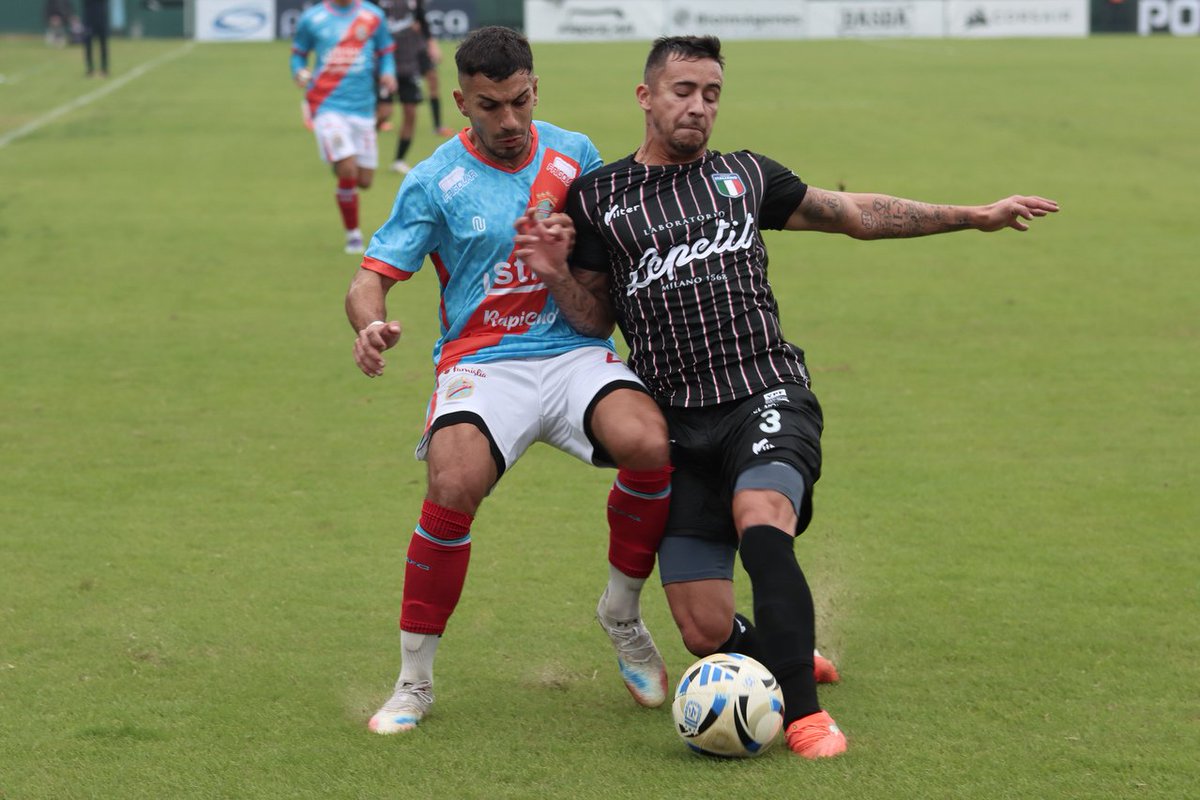 hablemosdelarse's tweet photo. PREOCUPANTE

Arsenal perdió 3 a 1 frente a Sportivo Italiano en Sarandí y sumó su quinto partido consecutivo sin triunfos.

El comentario y la síntesis ⬇️ https://t.co/xy7aI2qDQk https://t.co/UxcyQh66Rk