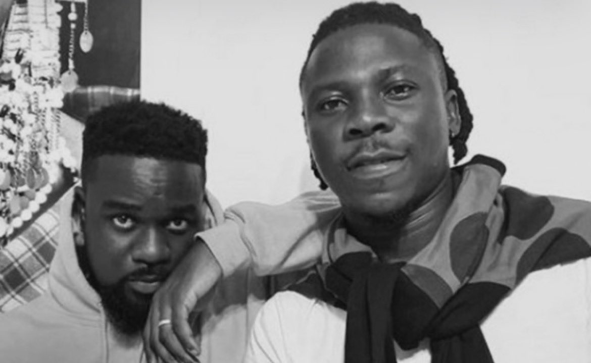 dottybwoyb's tweet photo. These were 2 friends until 1 decided to be judas https://t.co/fhJkBt0lZ9