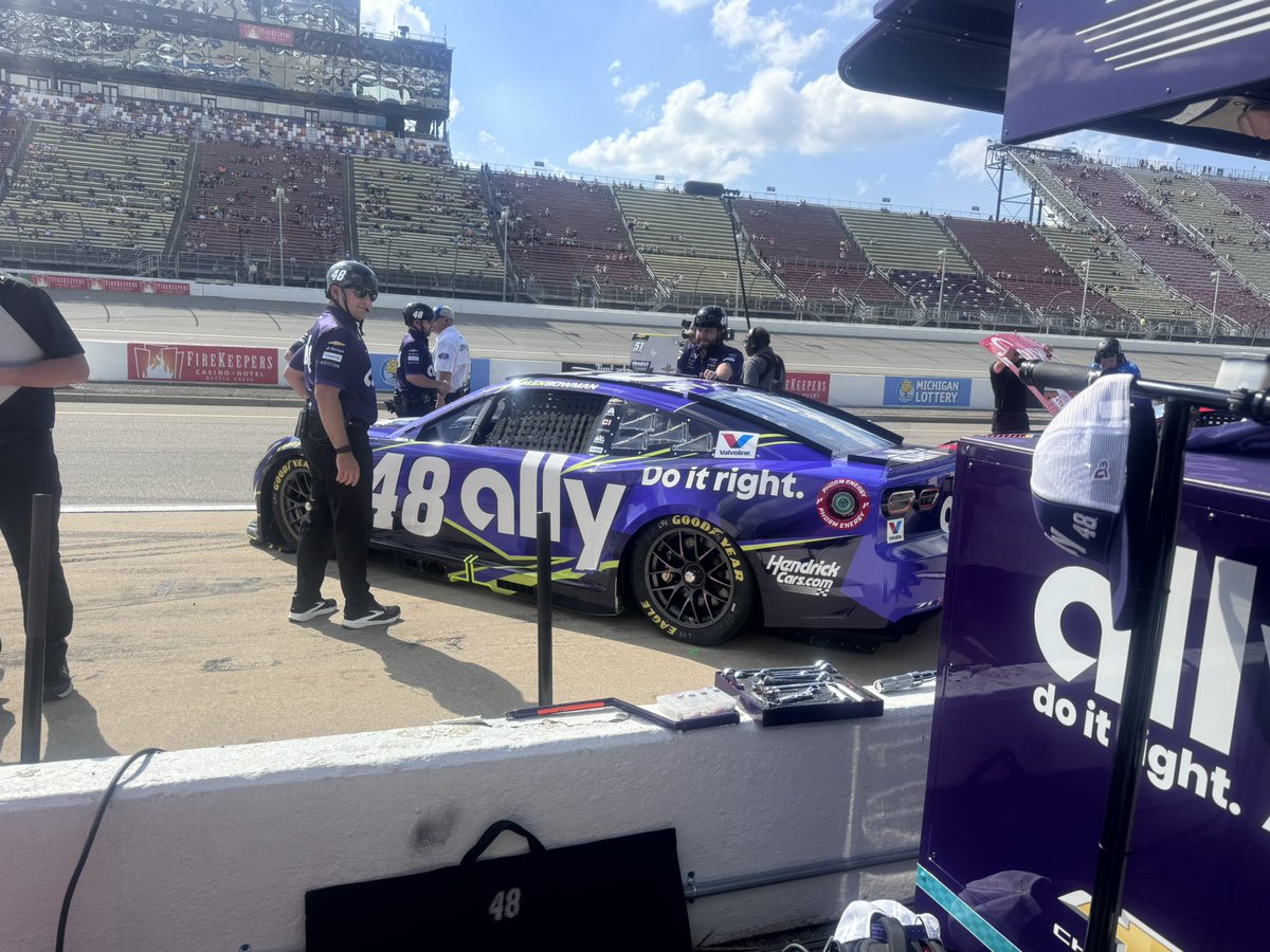 allyracing's tweet photo. It’s time for practice at @MISpeedway! @Alex_Bowman will be in Group 1. Tune in to @SportsonPrime now! https://t.co/RWNuq1cQ4G
